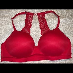 Victoria’s Secret no wire push-up bra